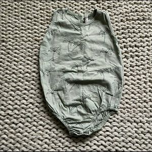 Rylee and Cru Palm Tree Bubble 12/18